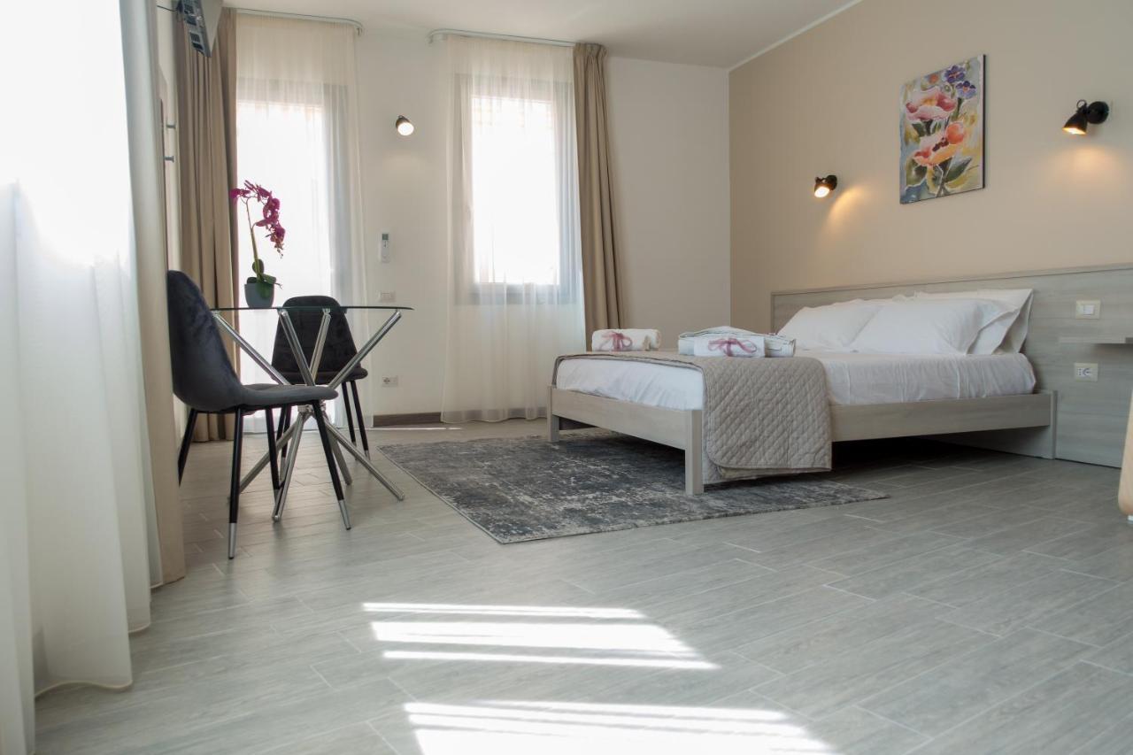 Green Guest House Ористано Экстерьер фото