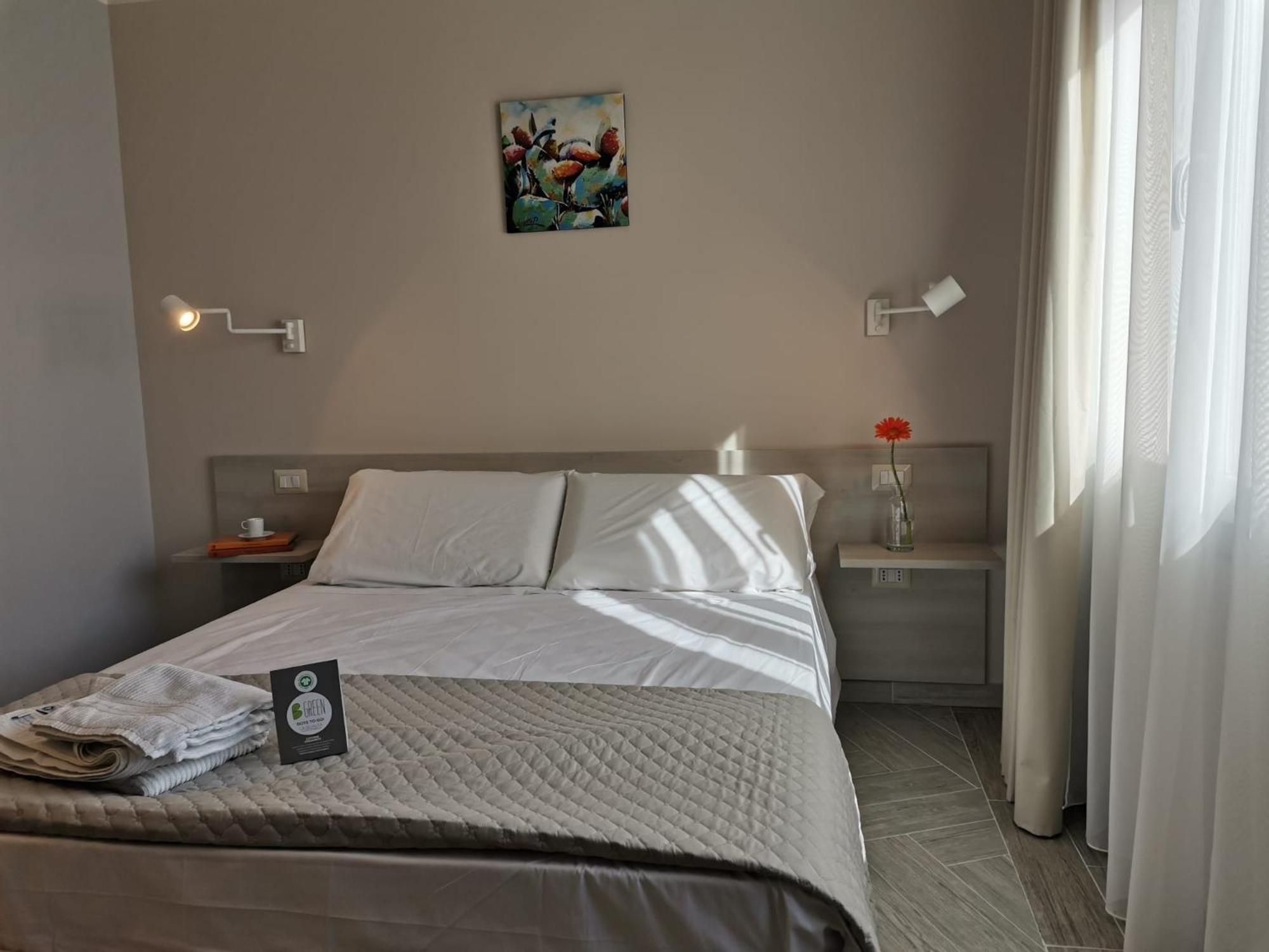 Green Guest House Ористано Экстерьер фото